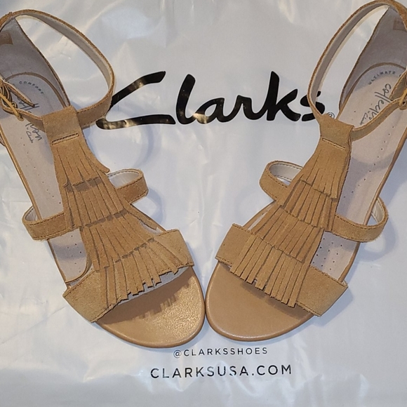 abigail sun clarks